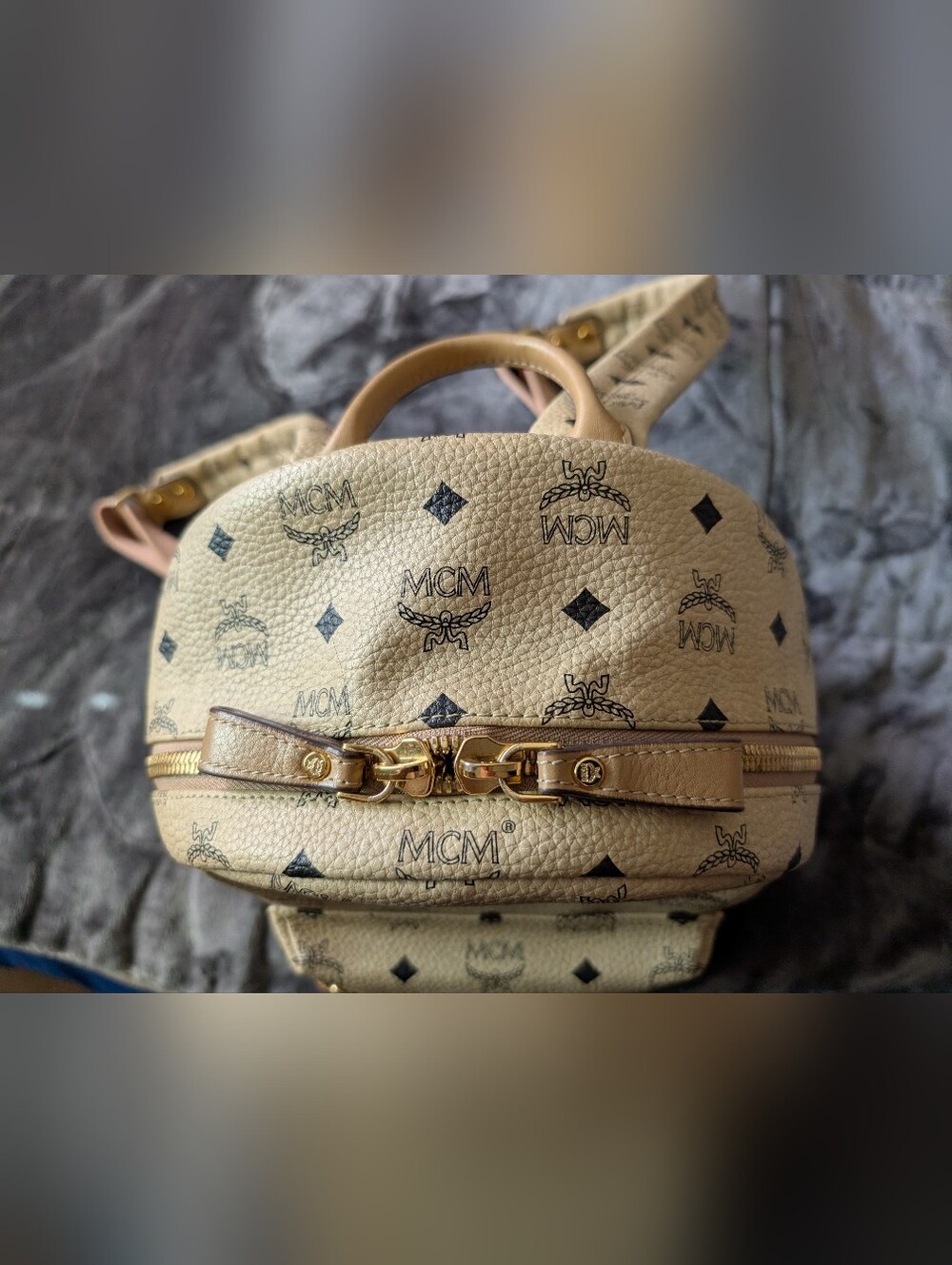 MCM Beige Visetos Side Studs Stark Medium Backpack with Black Logo Print - Picture 8 of 15